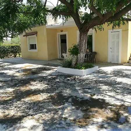 Traditional Greek House Chalkís